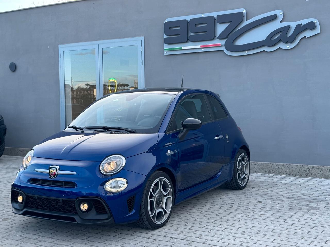 Abarth 595 1.4 Turbo T-Jet 165 CV Turismo 70° ANNIVERSARY SABELT FULL