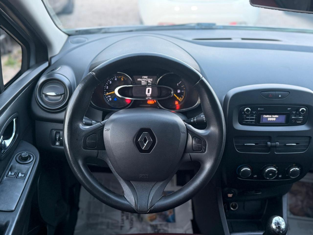 Renault Clio 1.5 dCi 8V 75CV 2013