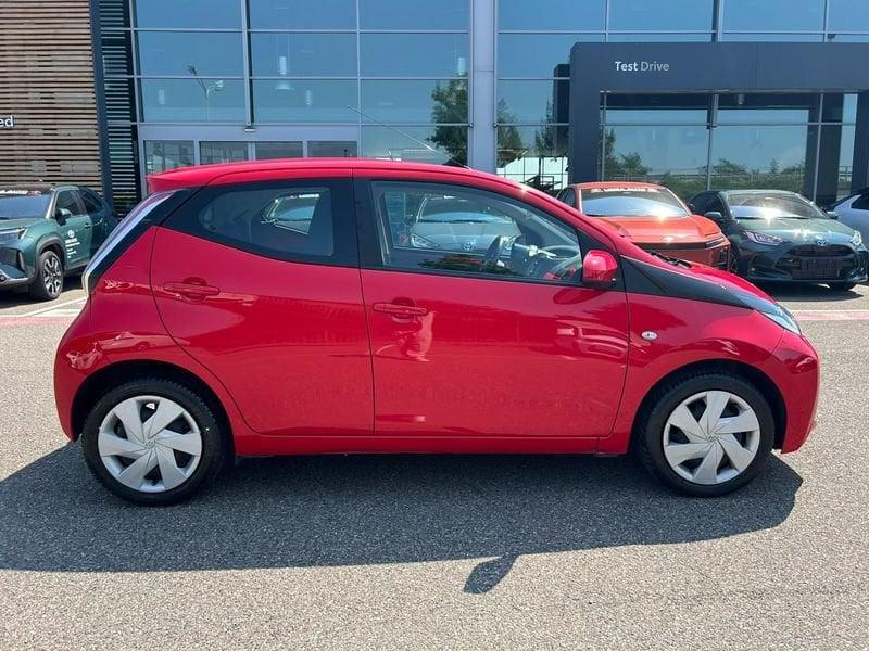 Toyota Aygo 1.0 VVT-i x-play