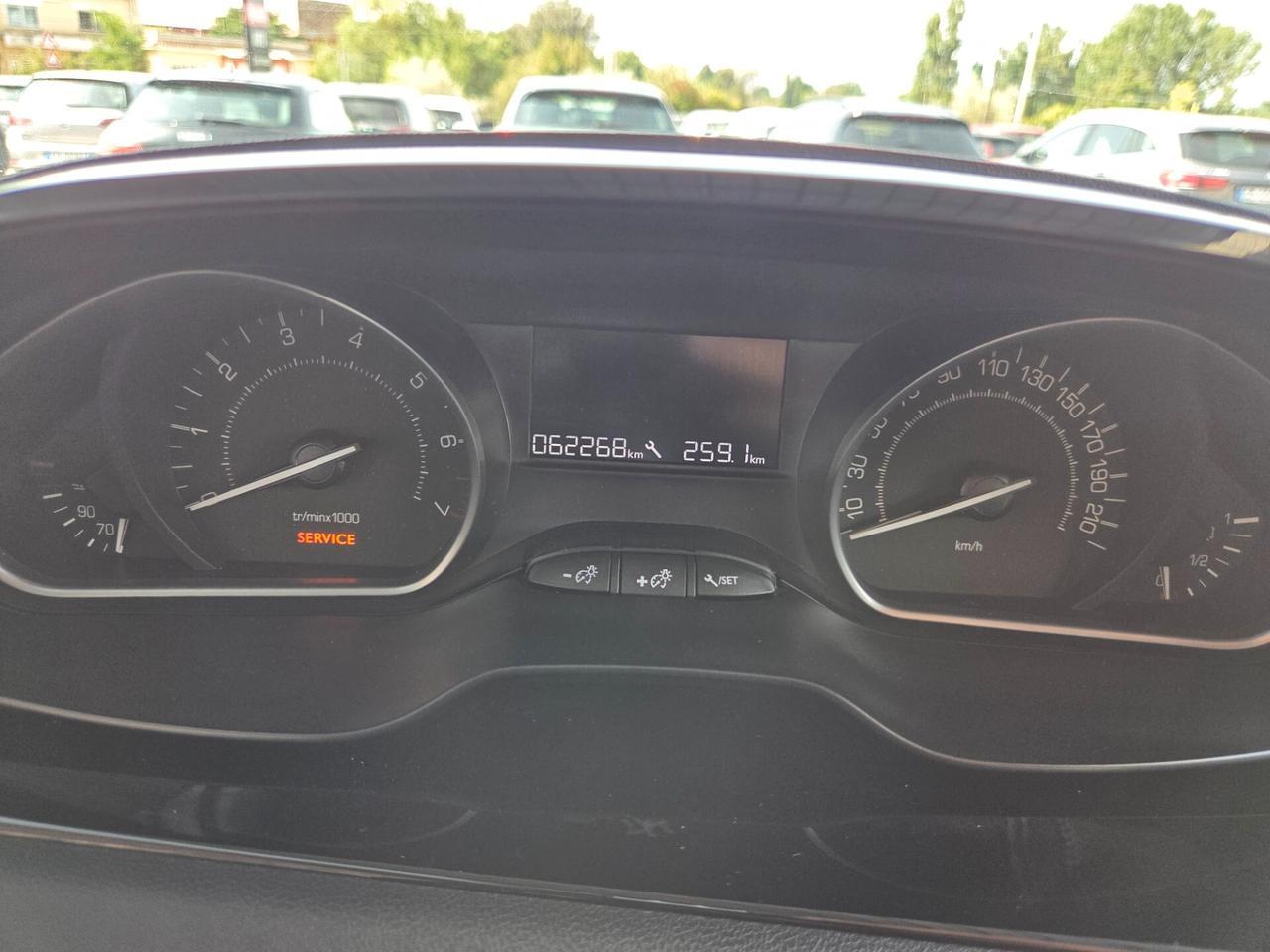 Peugeot 208 PureTech 82 5 porte Allure