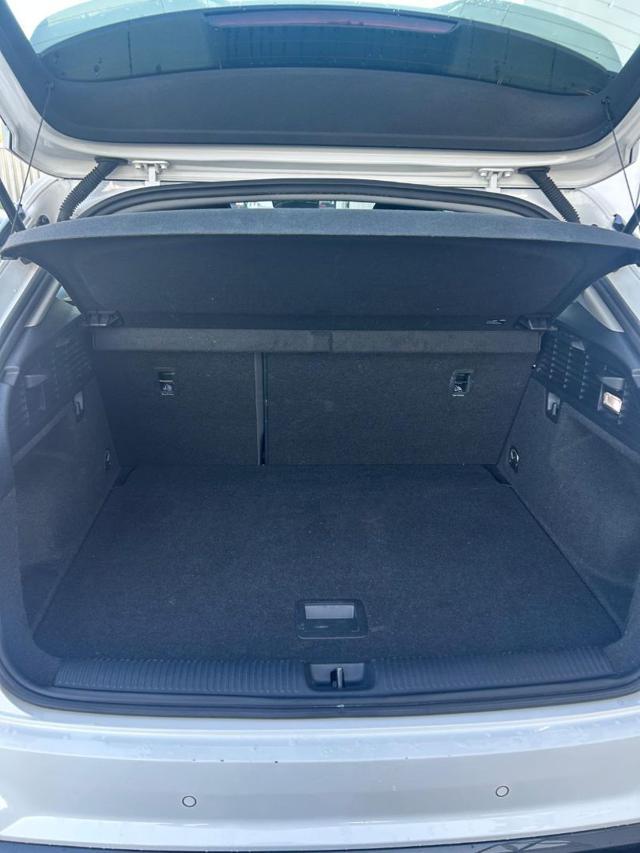 AUDI Q2 30 TDI Admired Advanded FARI MATRIX