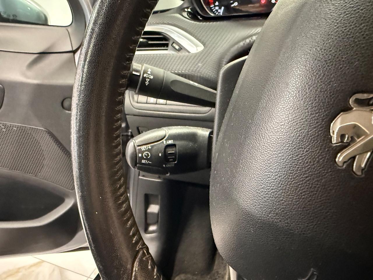 Peugeot 2008 1.6 e-HDi 92 CV Stop&Start ETG6 Allure