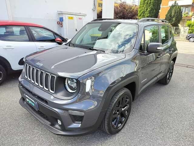 Jeep Renegade 1.5 Turbo T4 MHEV Summit