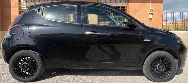 LANCIA Ypsilon 1.0 FireFly 5 porte S&S Hybrid Gold