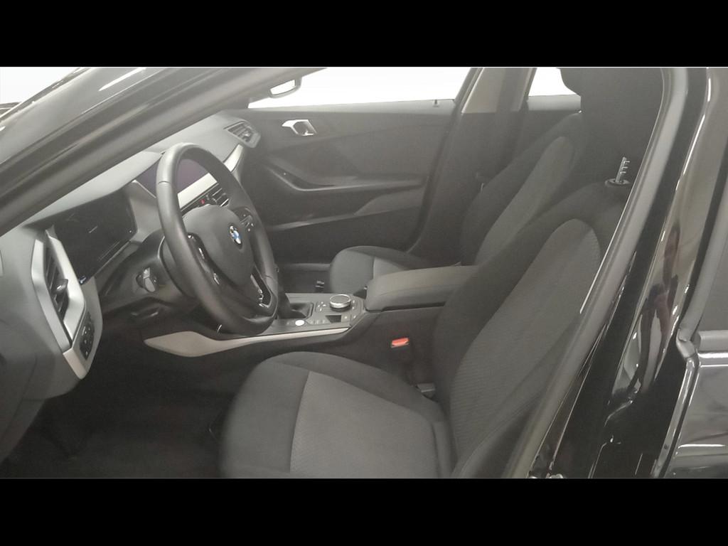 BMW Serie 1 F40 - 116d