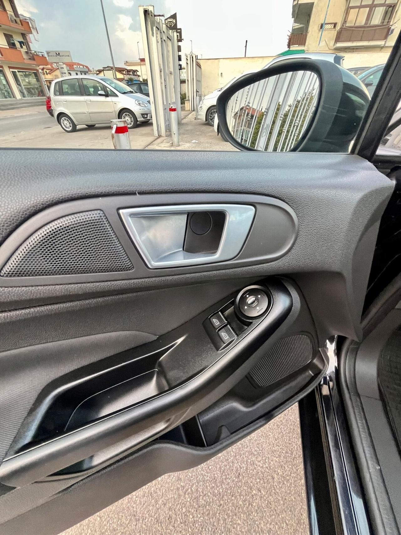 Ford Fiesta 1.0 80CV 5 porte