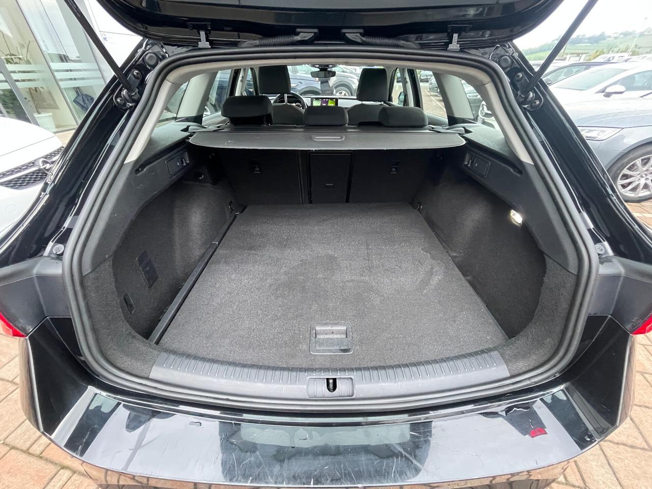 Seat Leon Sportstourer 2.0 TDI Business