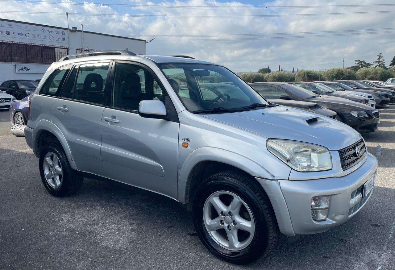 Toyota RAV4 2.0 TDI 4x4 - Gancio traino