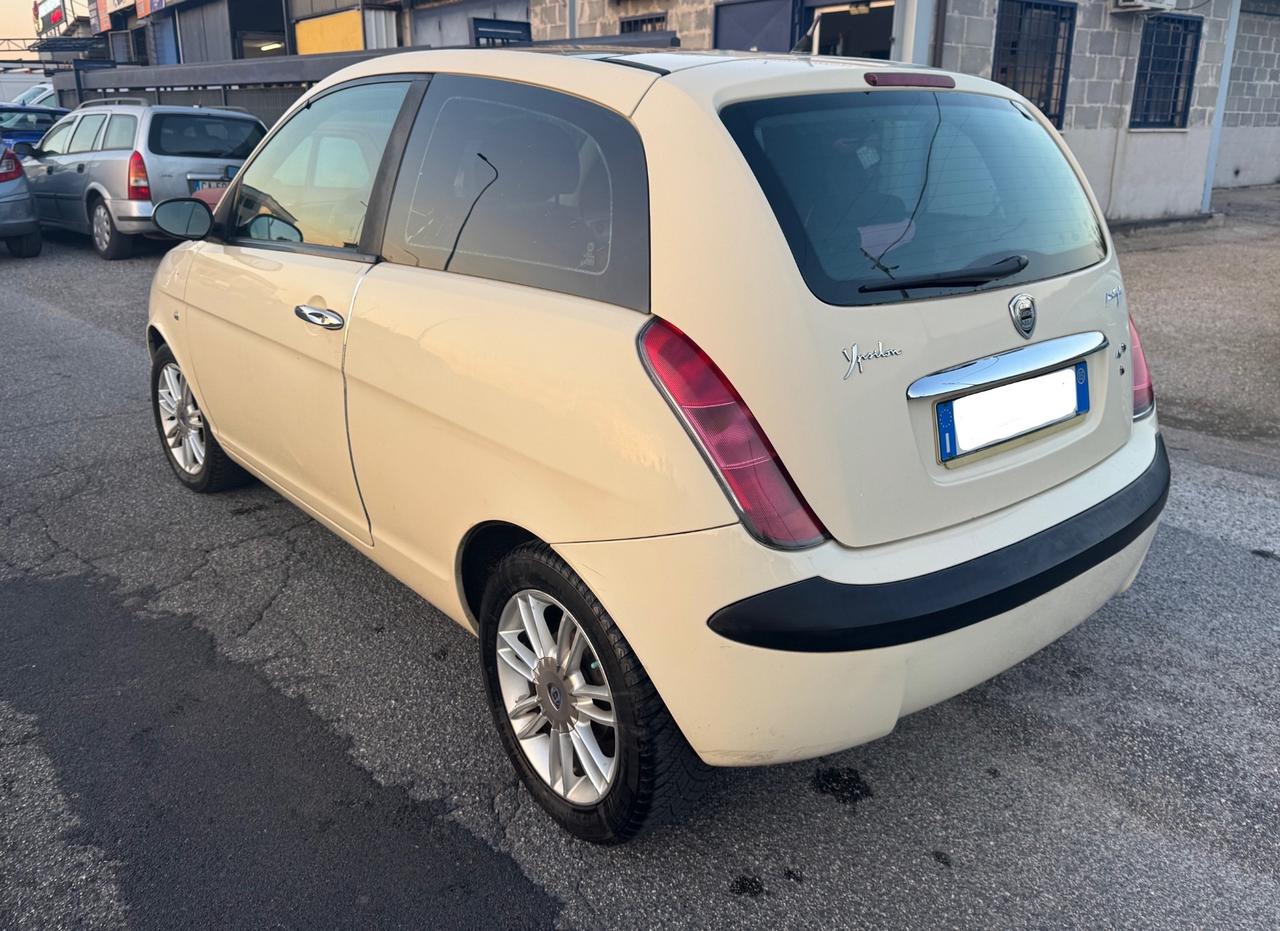 Lancia Ypsilon 1.3 Multijet 16V Platino