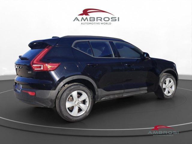 VOLVO XC40 D3