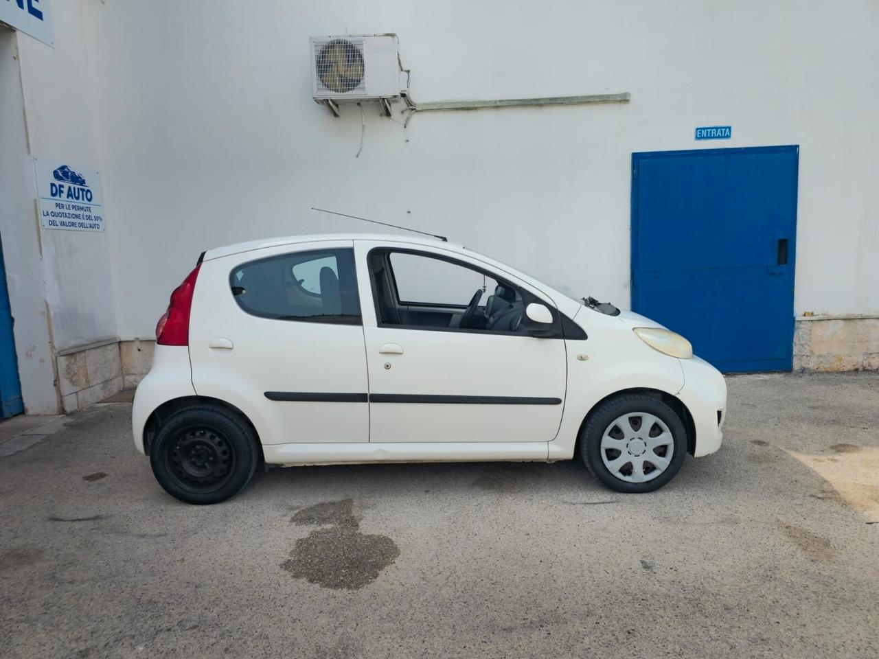 Peugeot 107 1.0 68CV 5p. Plaisir