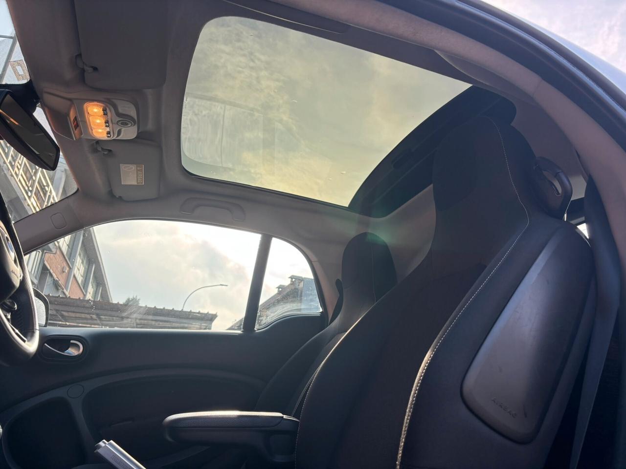 Smart ForTwo 90 0.9 Turbo twinamic Urbanrunner allestimento brabus