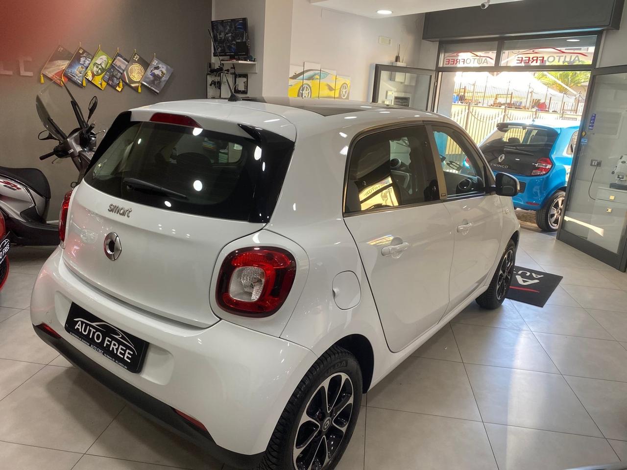 Smart ForFour 70 1.0 Passion