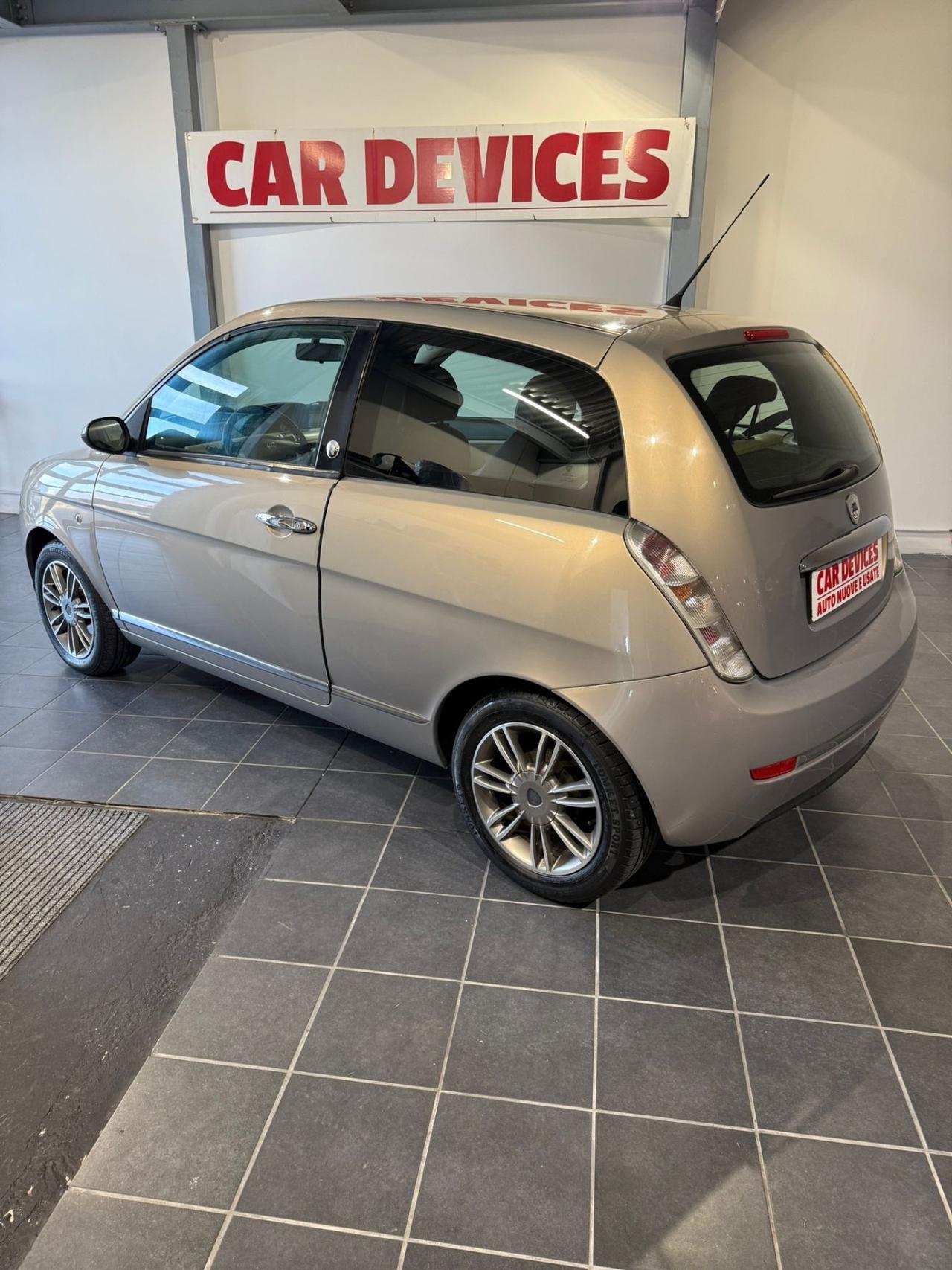 Lancia Ypsilon 1.4 -BENZINA/GPL -NEOPATENTATI