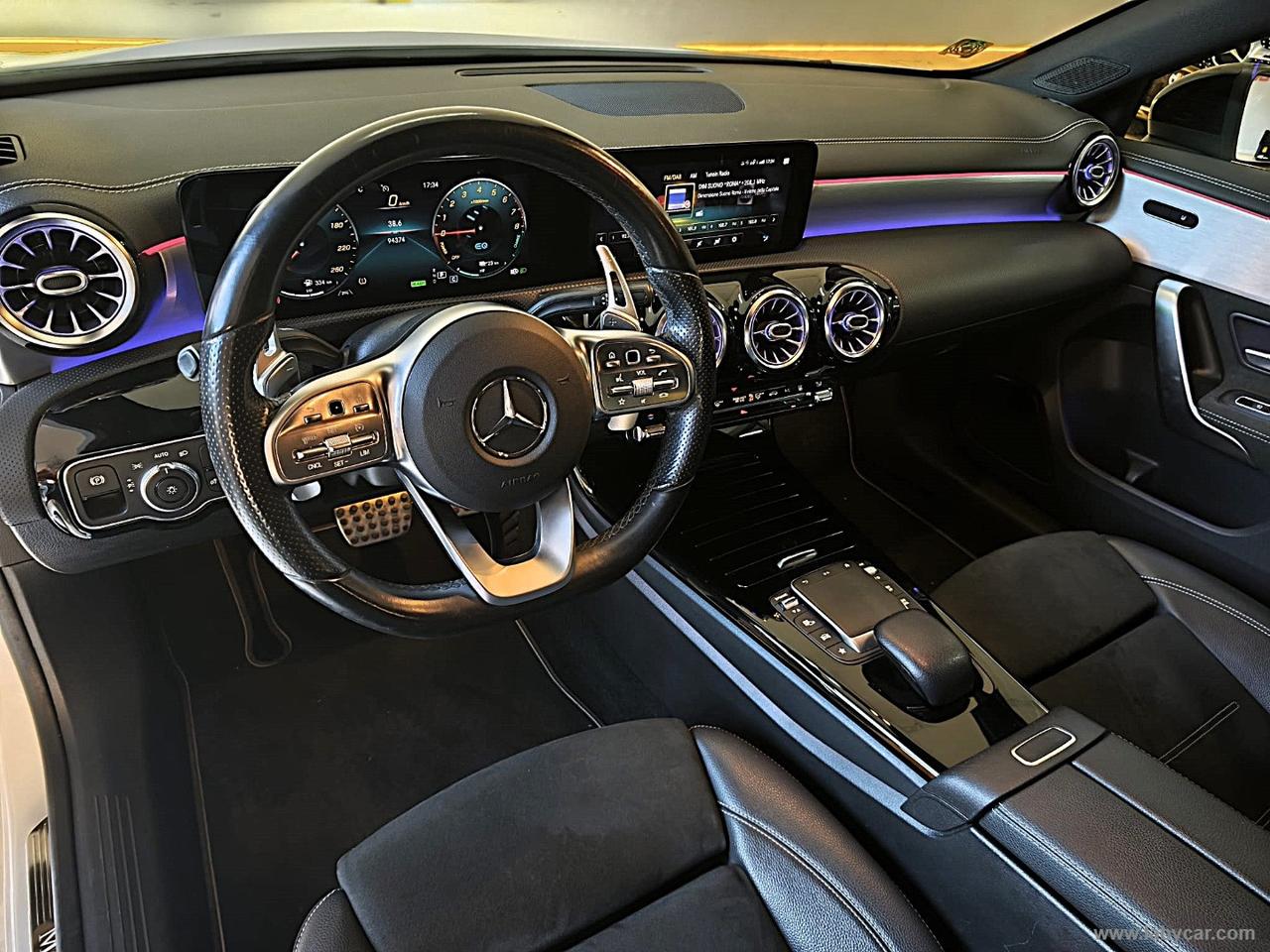 MERCEDES-BENZ A 250 e Aut. EQ-Power Premium AMG 95.000KM*PLUG-IN