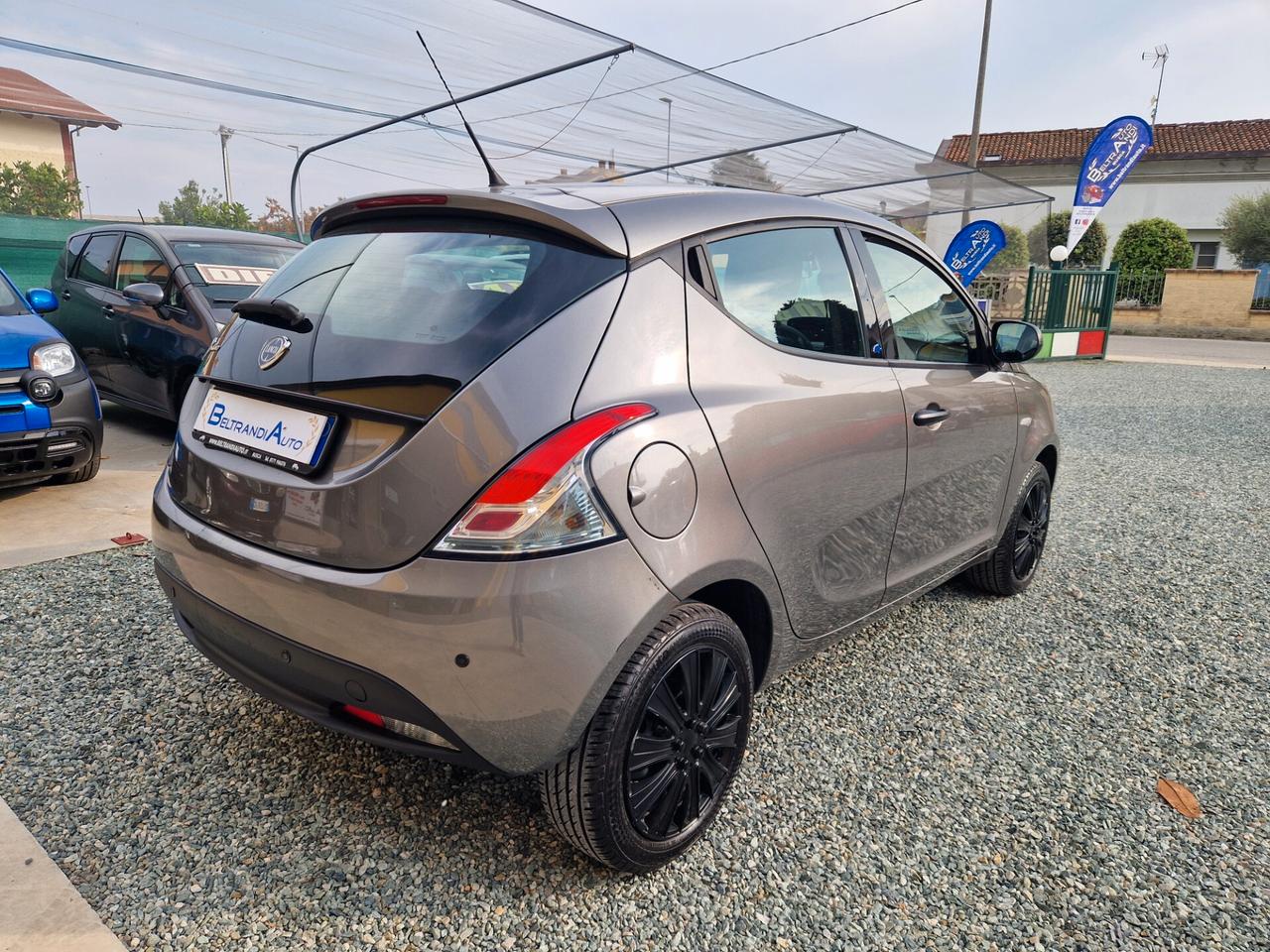 Lancia Ypsilon Ecochic 1.2 69 CV 5 porte euro6