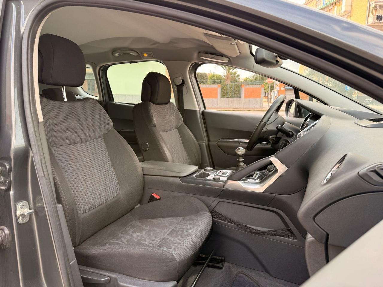 Peugeot 3008 1.6 HDi 112CV Business