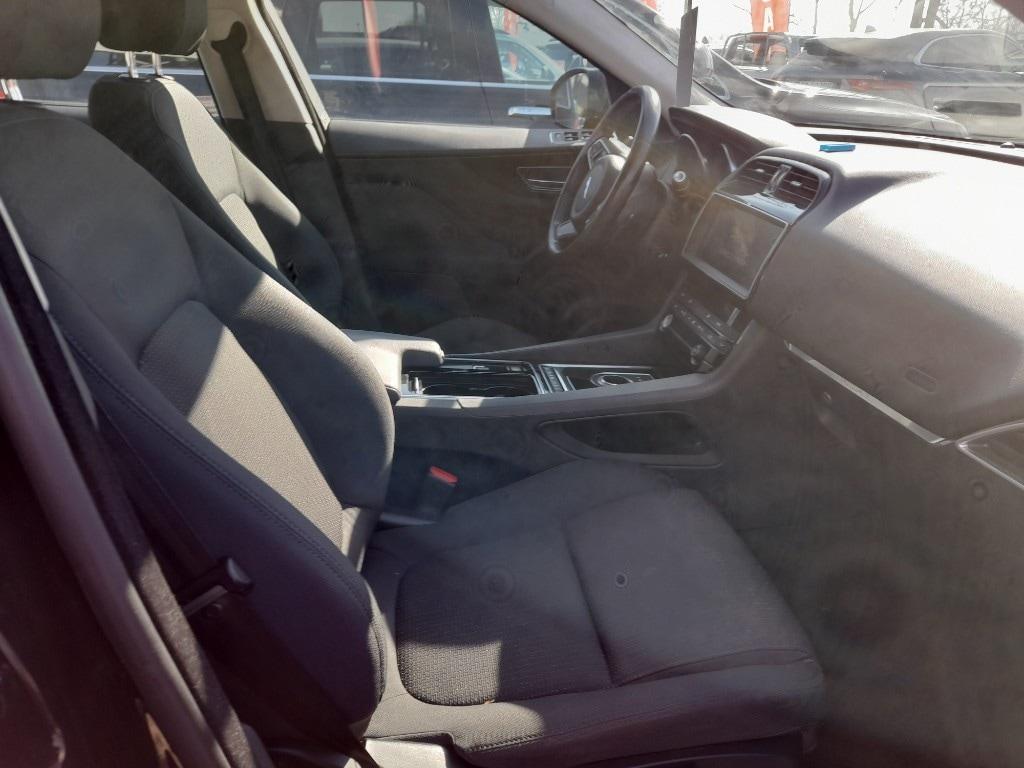 JAGUAR F-Pace (X761) F-Pace 2.0 D 180 CV ...