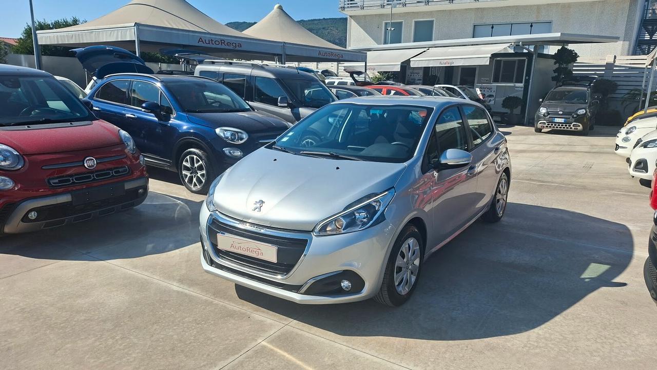 Peugeot 208 PureTech 68 5 porte 2016