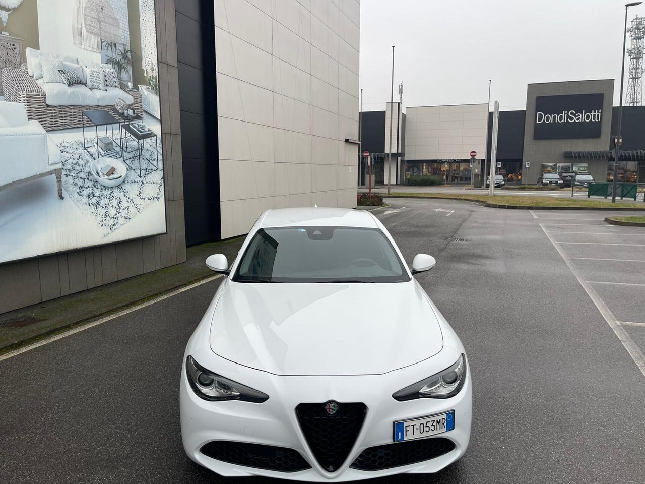 Alfa Romeo Giulia 2.2 Turbodiesel 190CV AT8 AWD Q4 B-Tech