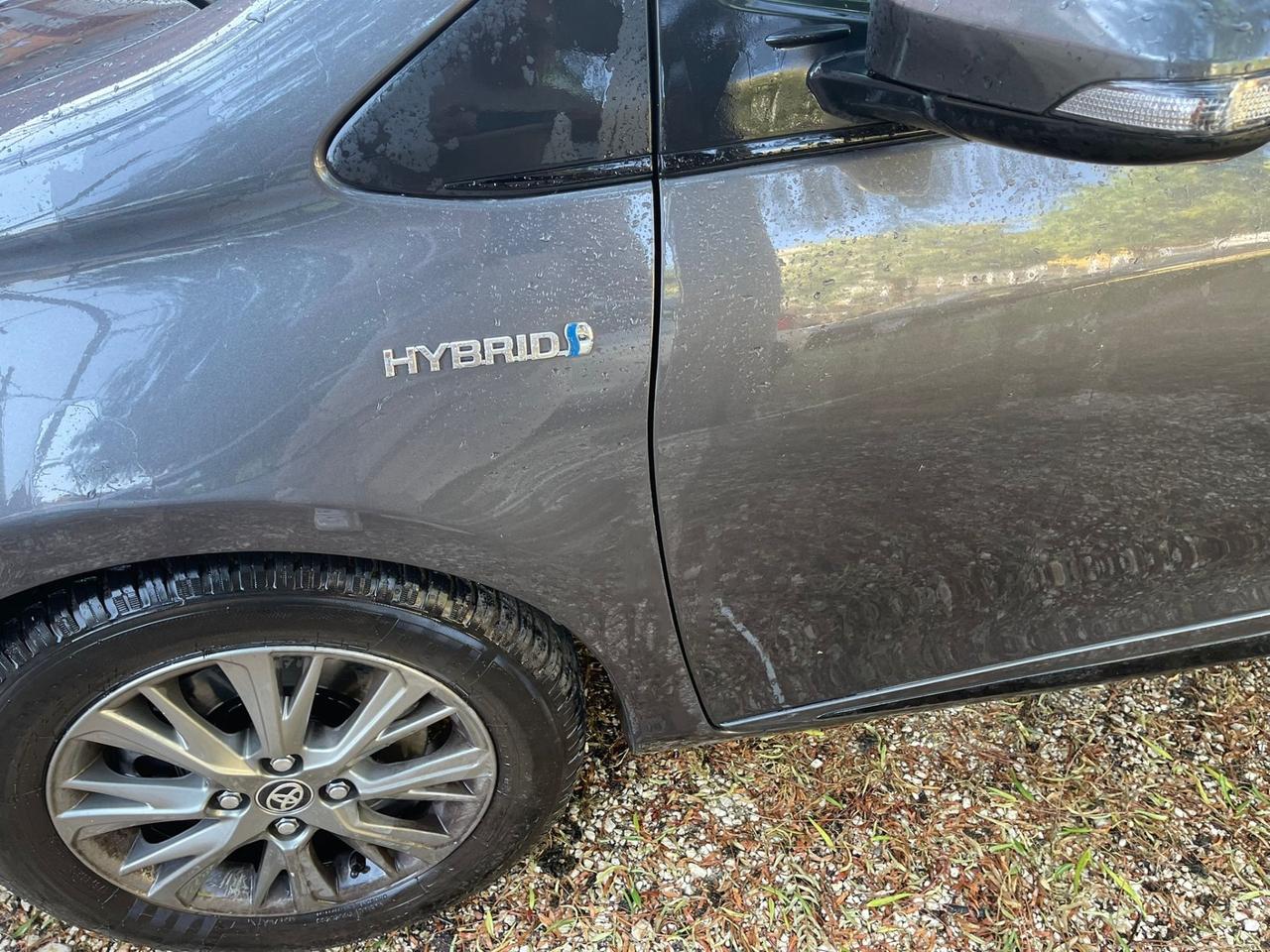 Toyota Yaris 1.5 Hybrid 5 porte Active