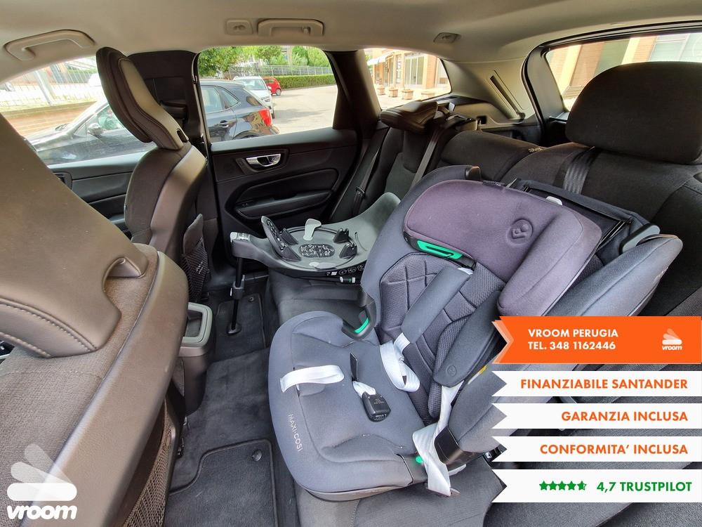 VOLVO XC60 B4 2022 2.0D 197CV HIBRID Plus Dark