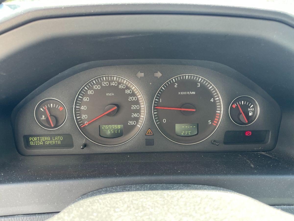 VOLVO - S60 - 2.4 D5 20V Momentum
