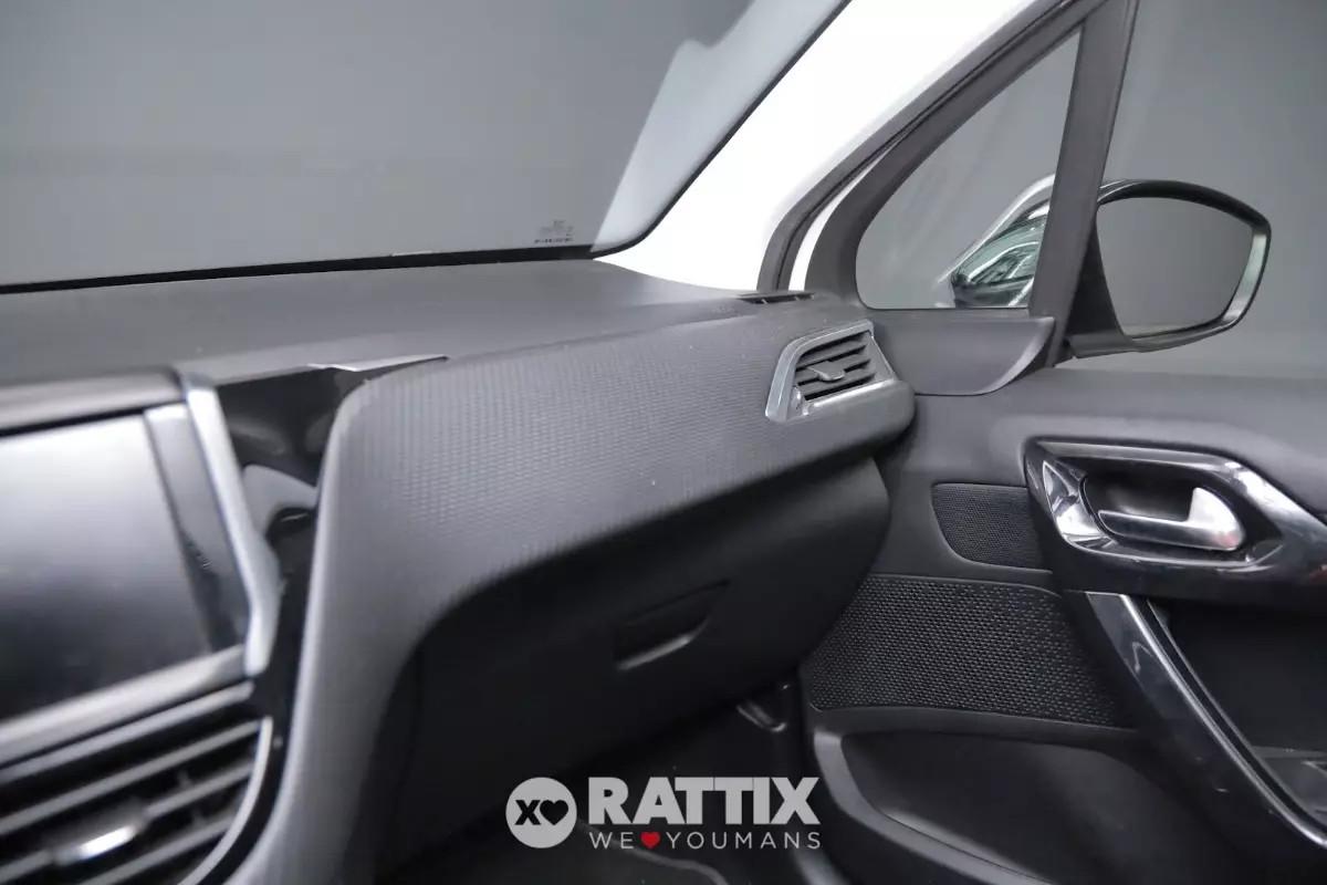 Peugeot 208 1.2 Puretech 82CV Signature