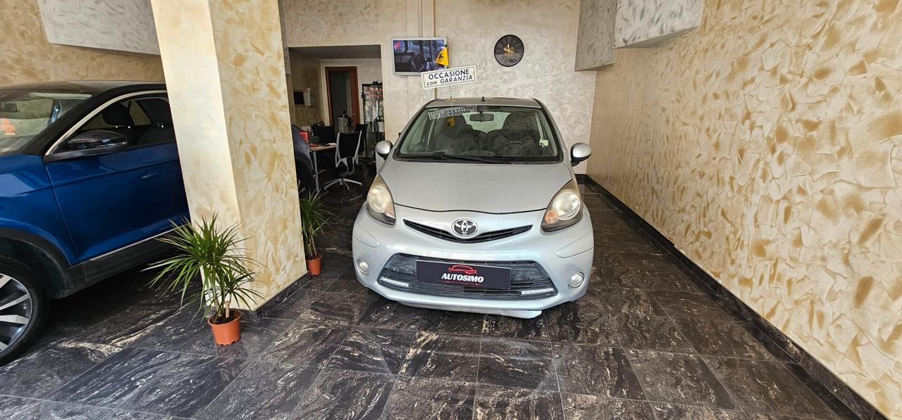Toyota Aygo 1.0 12V VVT-i 3 porte Lounge