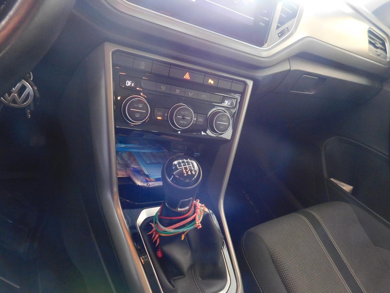 Volkswagen T-Roc 1.6 TDI SCR Business BlueMotion Technology