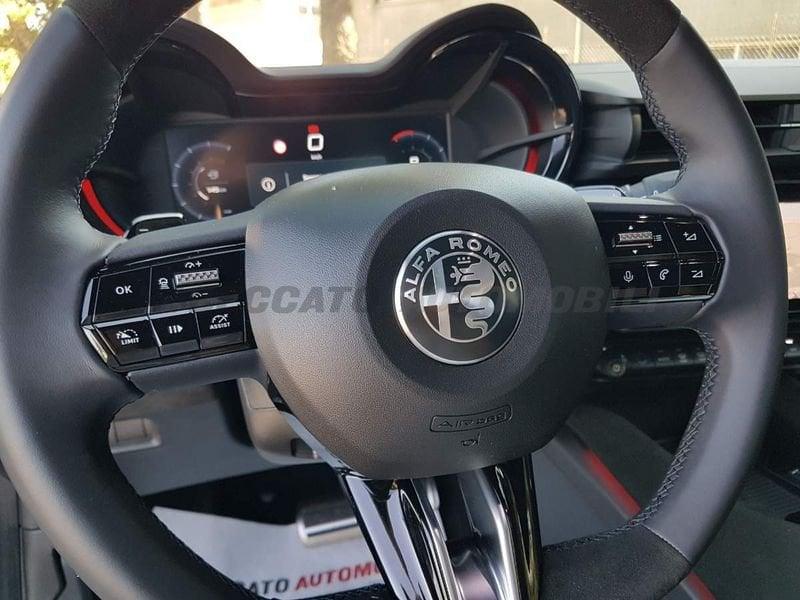 Alfa Romeo Junior Junior 1.2 ibrida Q4 145cv edct6