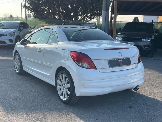 Peugeot 207 1.6 8V HDi 112CV CC Féline