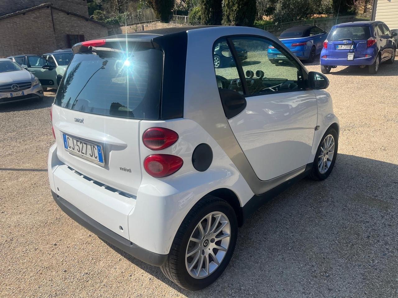 Smart ForTwo 1.0 Benzina - Neopatentati - Automatico