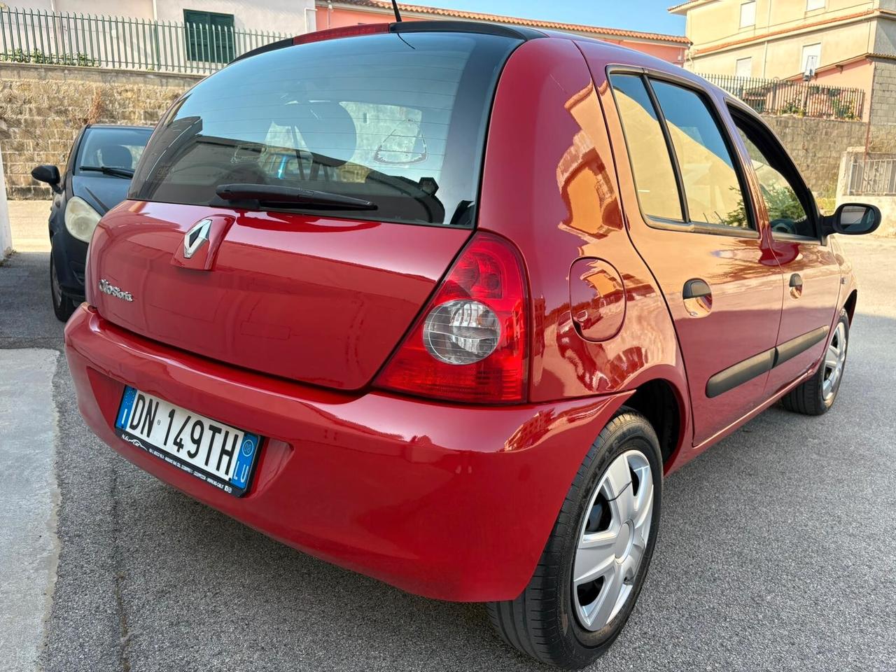 Renault Clio Storia 1.2 16V 5 porte Dynamique