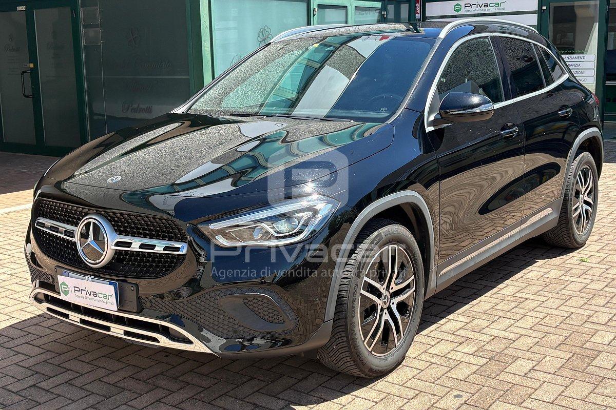 MERCEDES GLA 180 d Automatic Sport