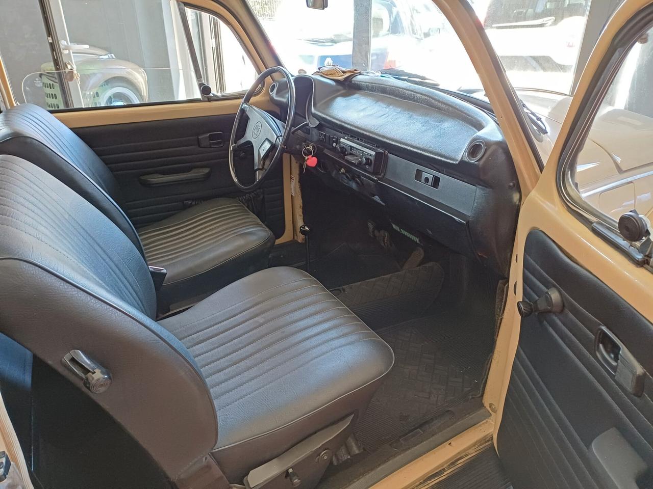 Volkswagen Maggiolino 1200cc. Benzina