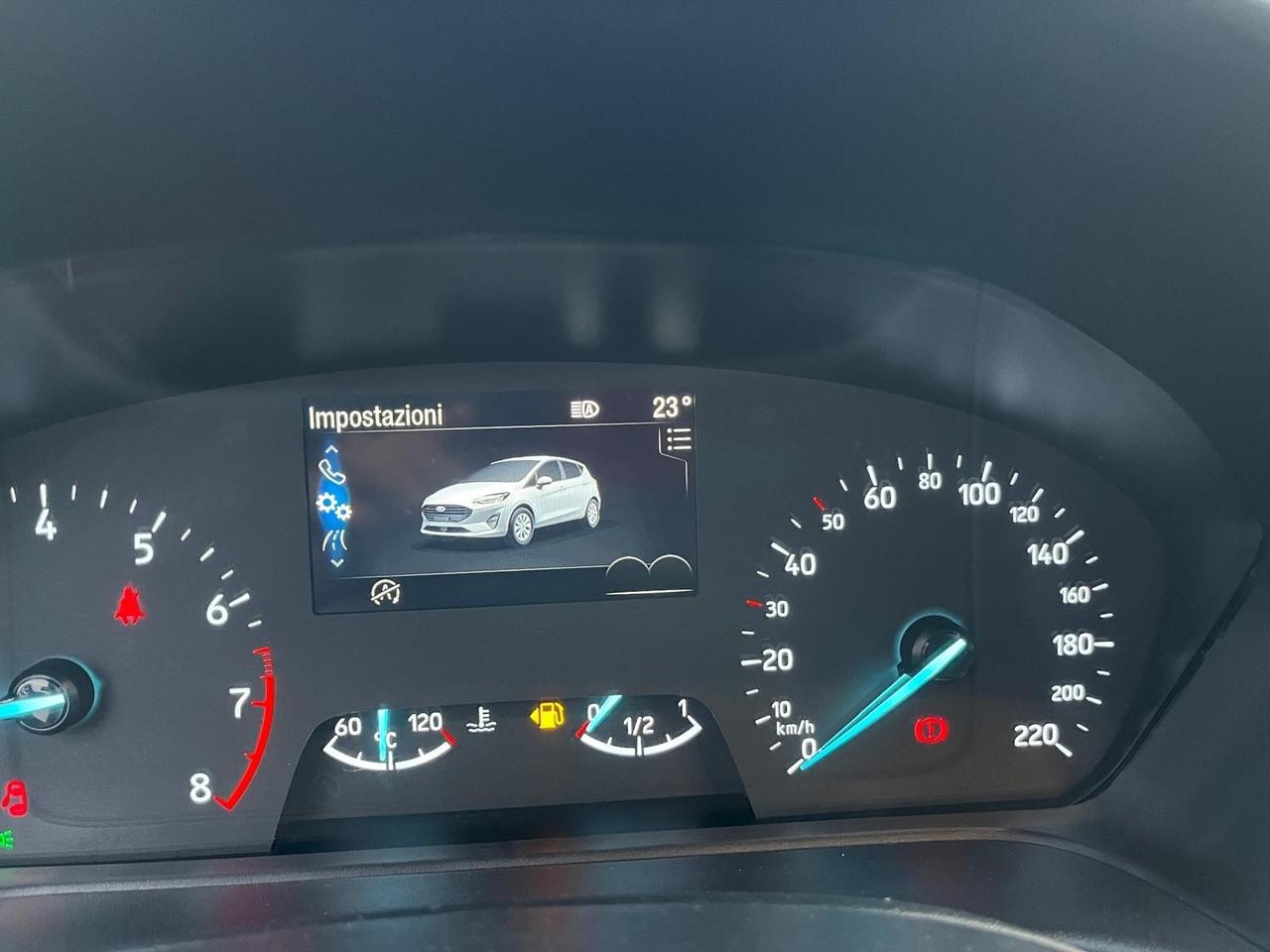 Ford fiesta 5P-1100 benz-km 42000-2023