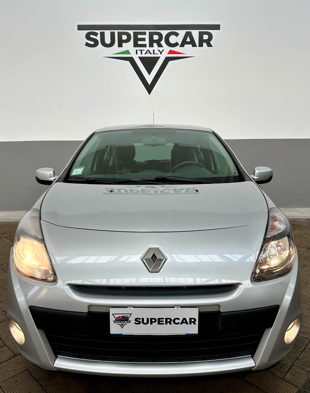 Renault Clio 1.2 Benz, Euro 5A, pari al nuovo e uni propriet