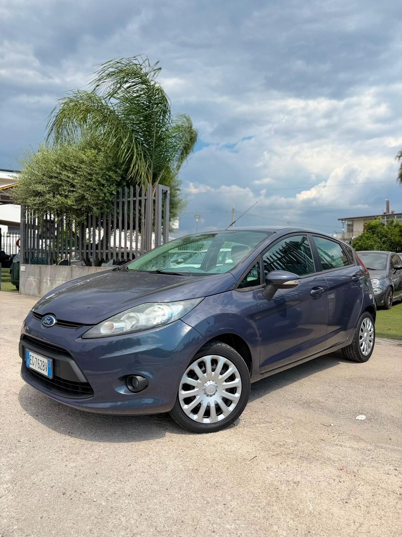 Ford Fiesta Ikon 1.2 82CV 5 porte