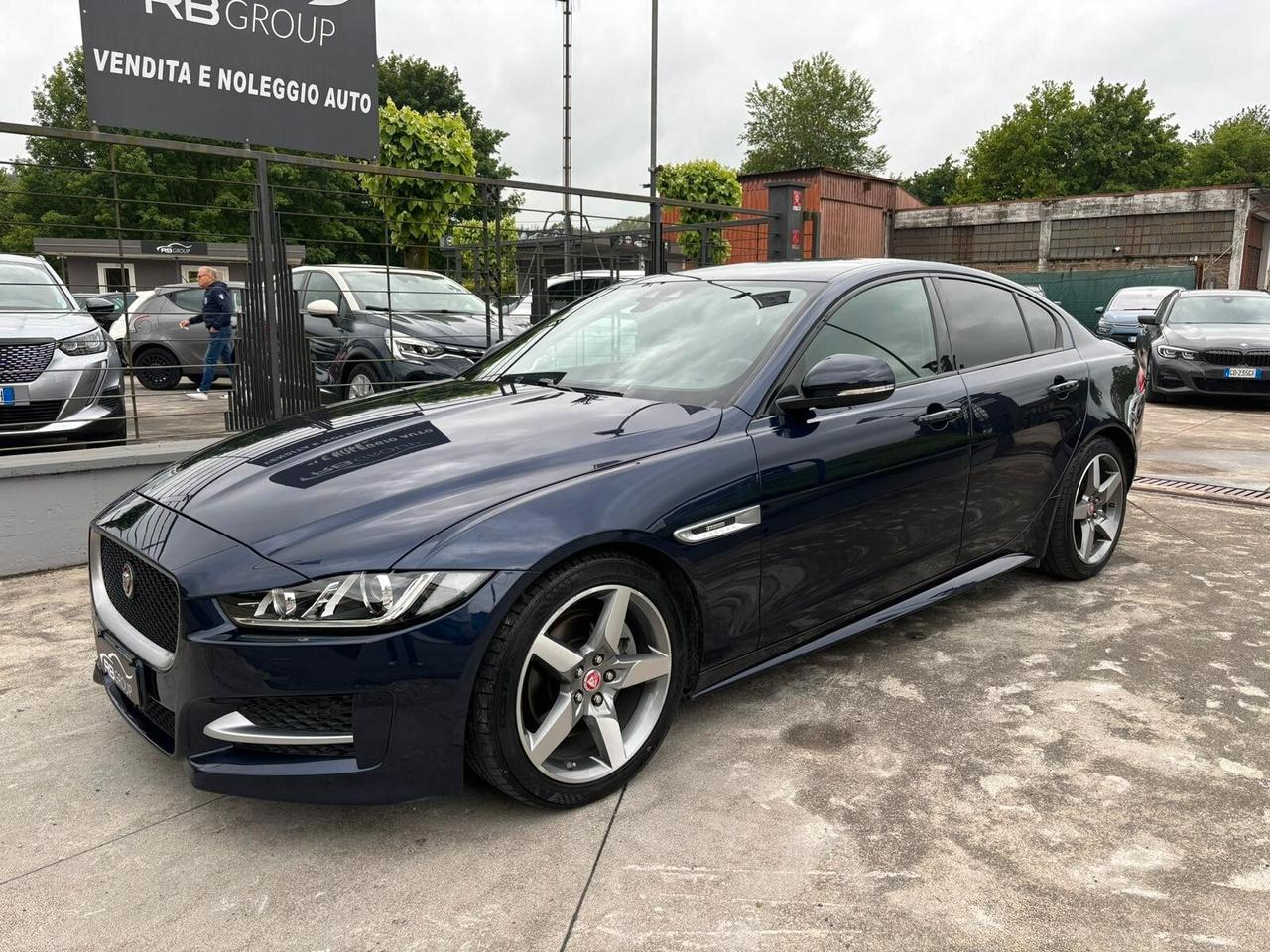 Jaguar XE 2.0 D Turbo Portfolio