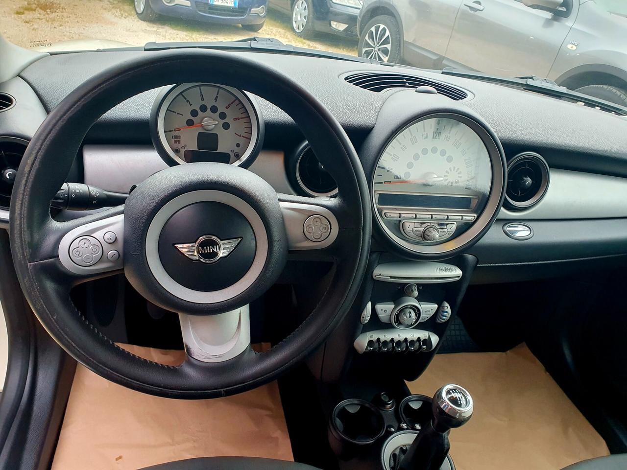 Mini 1.6 16V Cooper D