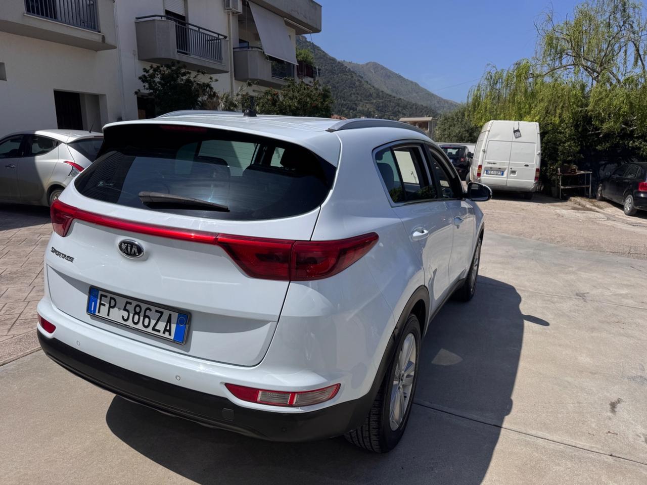 Kia Sportage 1.7 CRDI 2WD Active
