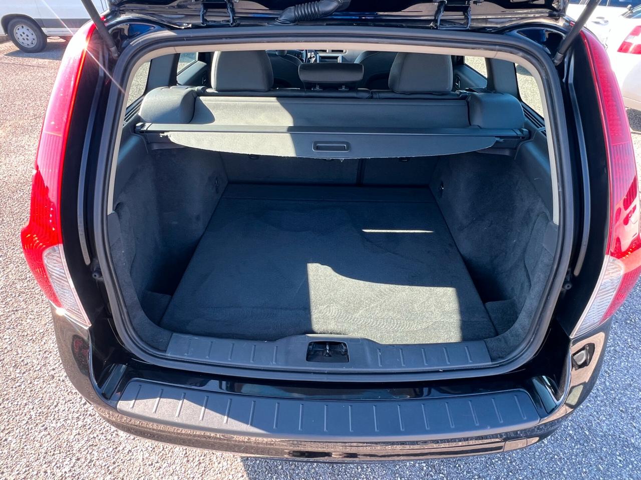 Volvo V50 D2 POLAR