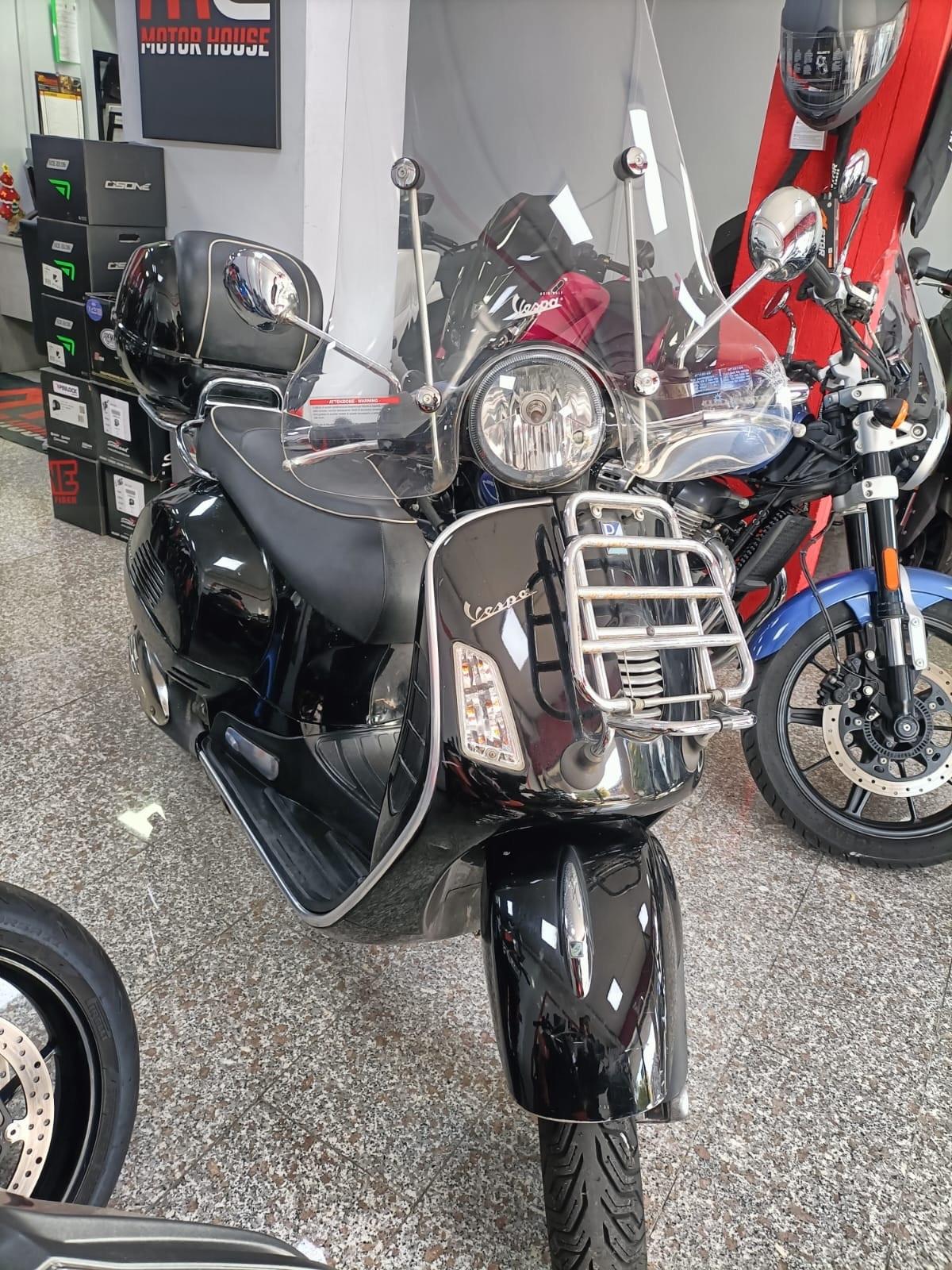 Piaggio GTS 300 super
