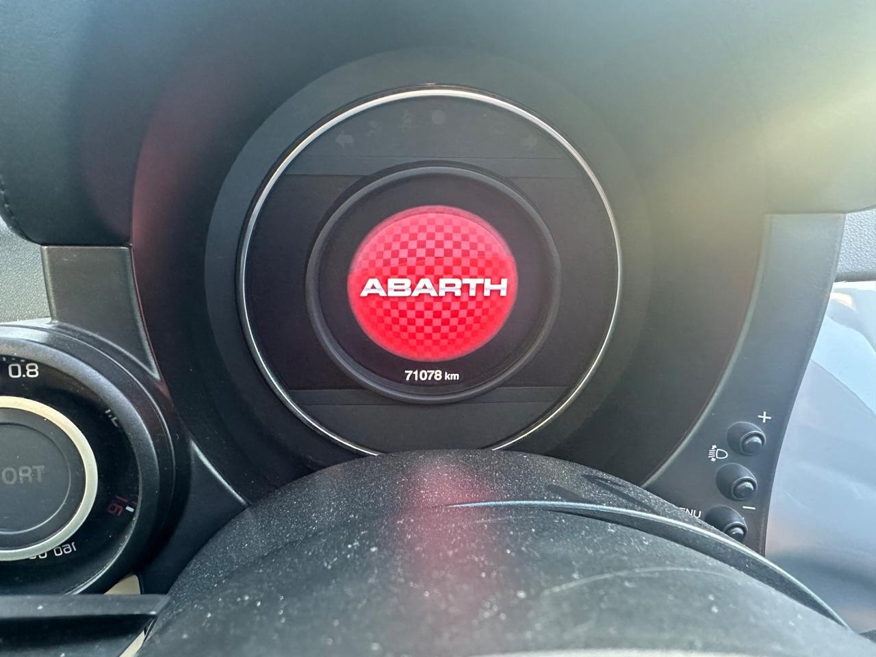Abarth 595 C 1.4 Turbo T-Jet 145 CV