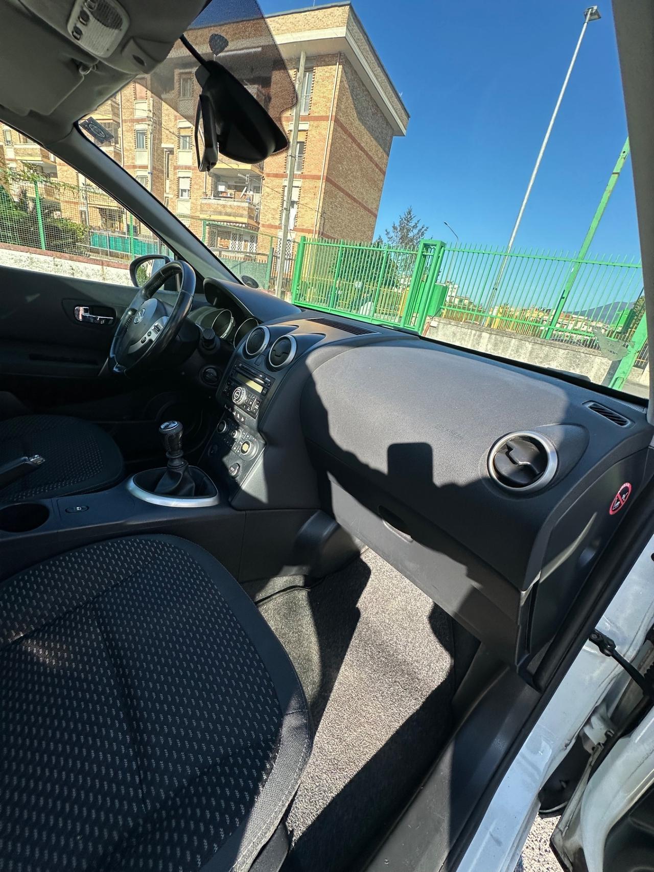 Nissan Qashqai 2.0 dCi DPF Tekna