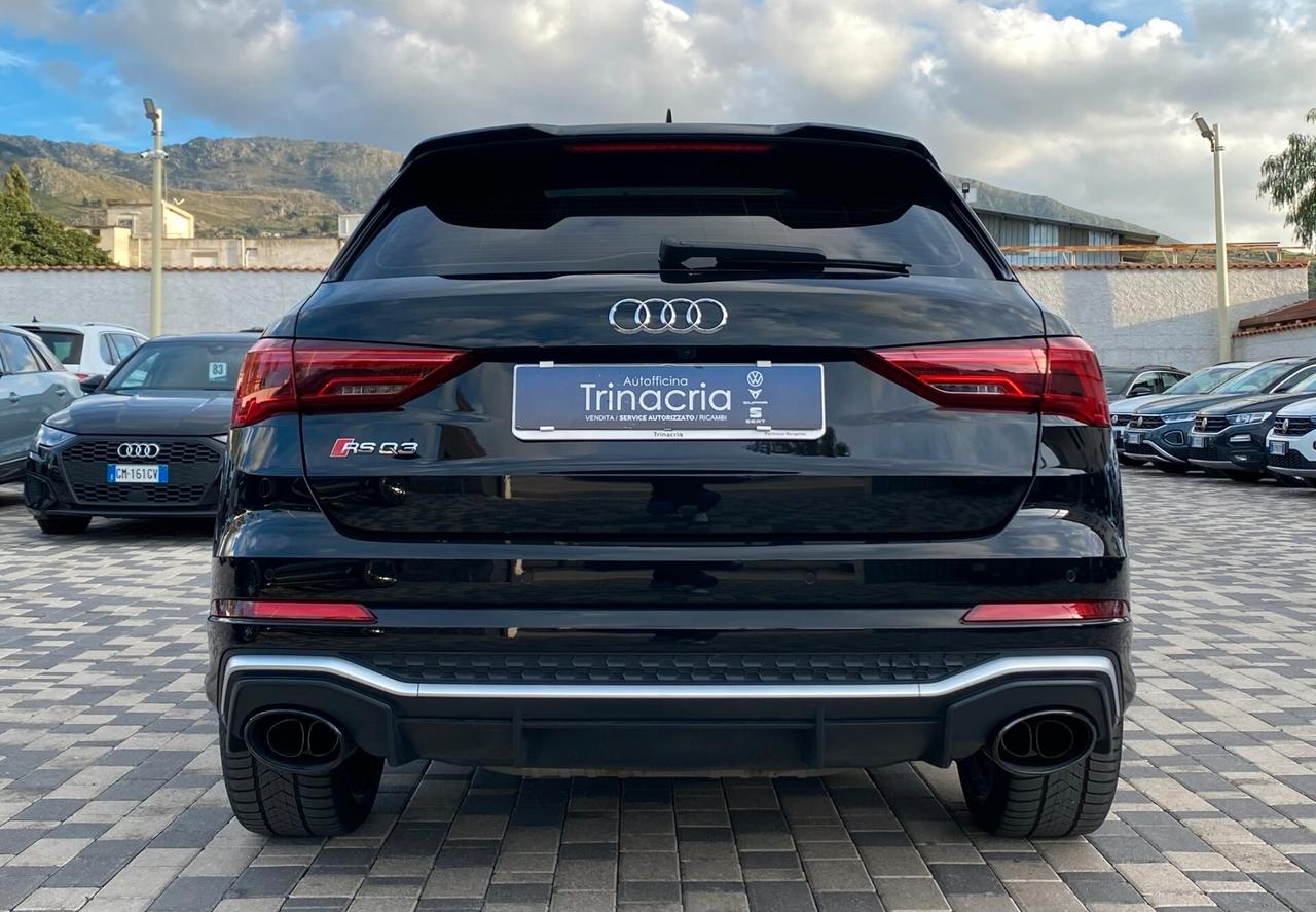 Audi RSQ3 2.5 TFSI 400CV s-tronic quattro