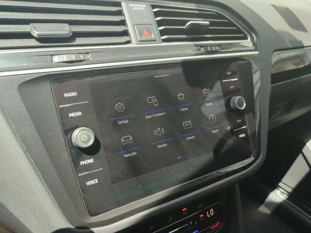 Volkswagen Tiguan 2.0 TDI SCR Elegance 4Motion DSG