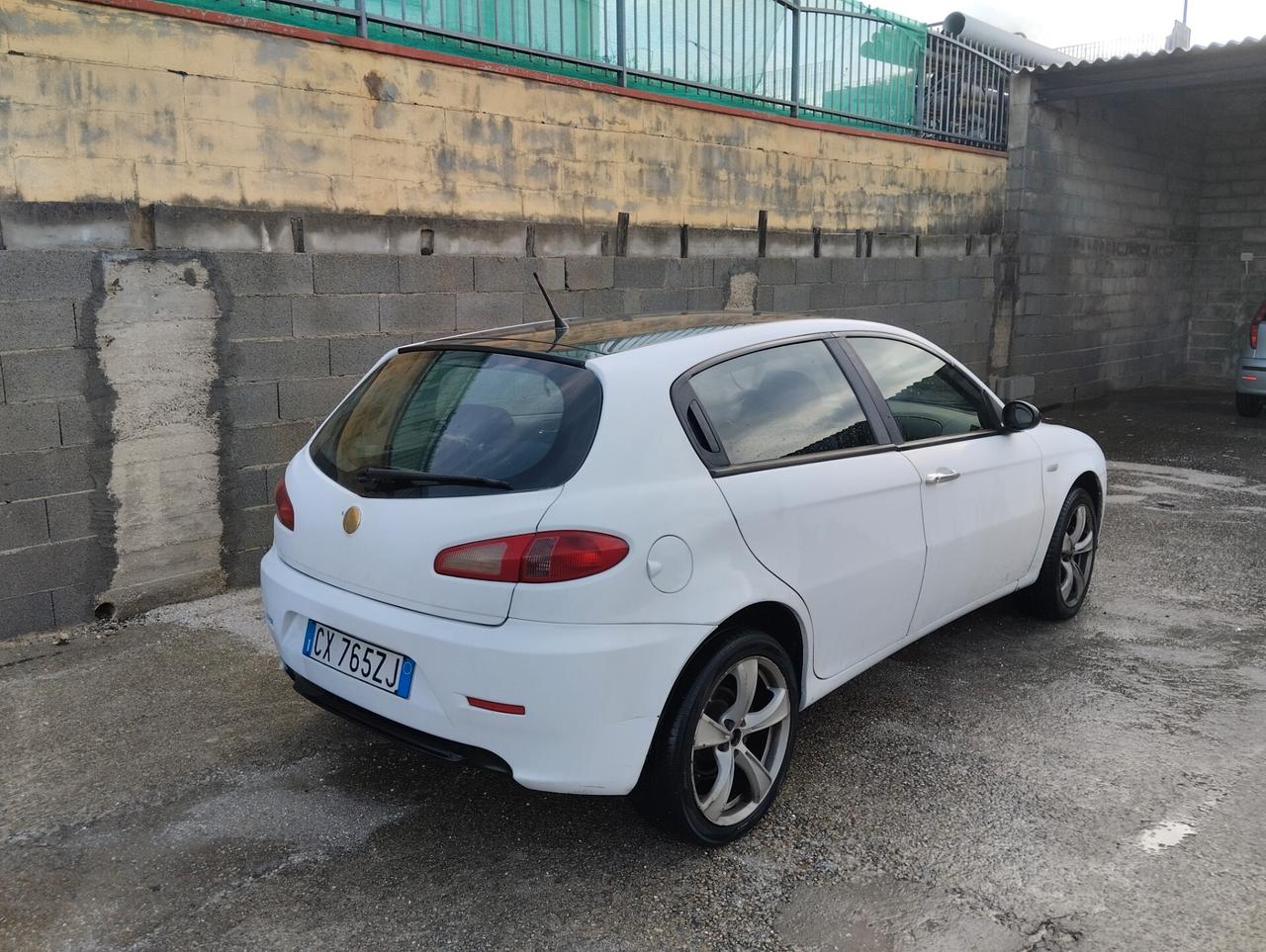 Alfa Romeo 147 1.9 JTD (120) 5 porte Progression