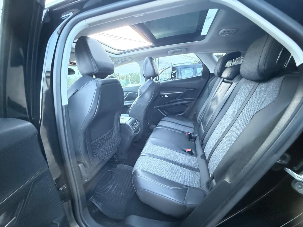 Peugeot 3008 BlueHDi 120 S&S Allure